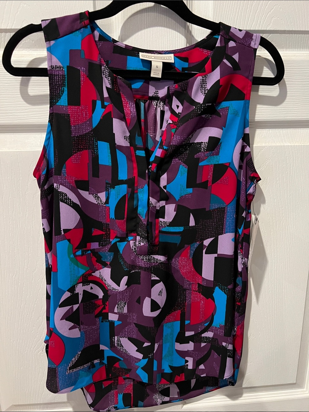 Dana Buchman Abstract Geo Print Sleeveless Camisole in Purple, Blue, Red, Black